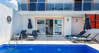 Kaş İslamlar'da Gözlerden Uzak Konumda, Özel Havuzlu, Jakuzili Villa