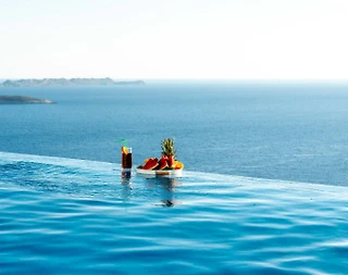 Kaş Gökçeören'de Deniz Manzaralı, Sonsuzluk Havuzlu, Modern Villa - 1