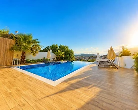 Fethiye Ölüdeniz'de Merkezi Konumda, Özel Havuzlu, Konforlu Villa - 3