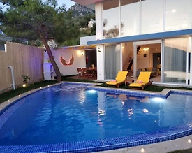 Kaş İslamlar'da Doğa İçerisinde, Özel Havuzlu, Sinema Odalı, Kiralık Villa - 2