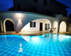  Serik Kadriye'de Tasarım Harikası, Özel Havuzlu, 7 Kişilik Villa - 3