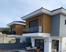 İzmir Çeşme'de Merkezi Konumda, Özel Havuzlu, 3+1 Modern Kiralık Villa - 2