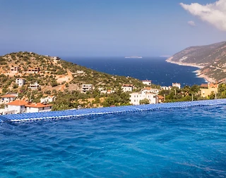 Kaş Gökçeören'de Harika Deniz Manzaralı, Sonsuzluk Havuzlu, Kiralık Villa - 4