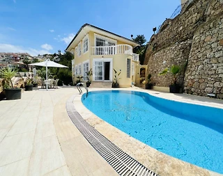 Alanya Kargıcak'ta Elverişli Konumda, Özel Havuzlu, Yazlık Villa - 1