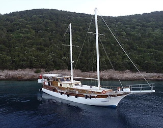 Bodrum'da Eşsiz Güzellikler Eşliğinde, 6 Kabinli, Konforlu Tekne - 1