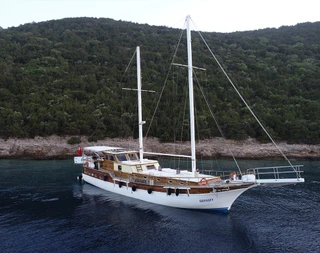 Bodrum'da Eşsiz Güzellikler Eşliğinde, 6 Kabinli, Konforlu Tekne - 1