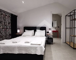 Serik Kadriye'de Ferah Tasarımlı, Yetişkin ve Çocuk Havuzlu, 3+1 Villa - 5