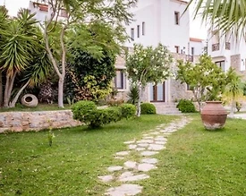 Datça İskele'de Merkezi Konumda, Ortak Havuzlu, Konforlu Ev  - 3