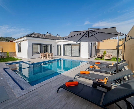 Fethiye Yanıklar'da Huzur Dolu Doğada, Özel Havuzlu, Ferah Villa - 1