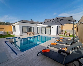 Fethiye Yanıklar'da Huzur Dolu Doğada, Özel Havuzlu, Ferah Villa - 1