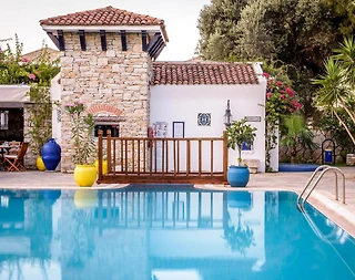 Muğla Datça'da Tesis İçerisinde, Ortak Havuzlu, Tatil Evi - 2