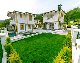 Marmaris Çetibeli'nde Sakin Konumda, Özel Havuzlu, 6 Kişilik Villa - 5