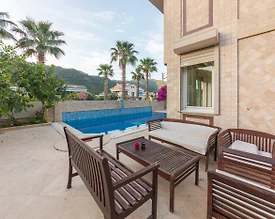 Muğla Marmaris'te Enfes Doğa İçerisinde, Özel Havuzlu, Modern Villa - 3