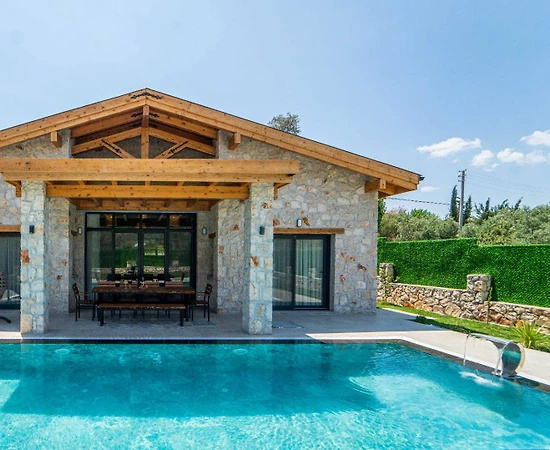 Muğla Seydikemer'de Doğa Manzaralı, Özel Havuzlu, 4 Kişilik Villa - 1