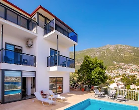 Kaş Kalkan'da Denize ve Merkeze Yakın, Özel Havuzlu, Kiralık Villa - 3