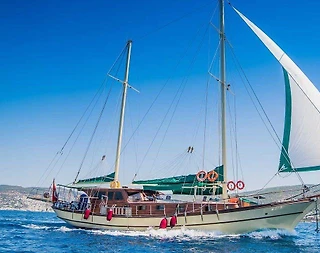 Bodrum'da Ege'nin Göz Alıcı Maviliklerinde, 5 Kabinli,  Lüks Gulet - 5