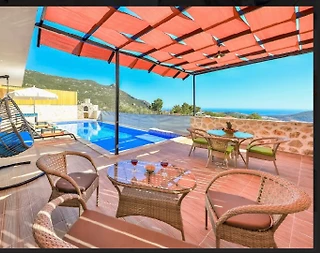 Kaş İslamlar'da Doğa İle İç İçe, Özel Havuzlu, Jakuzili, Kiralık Villa - 2