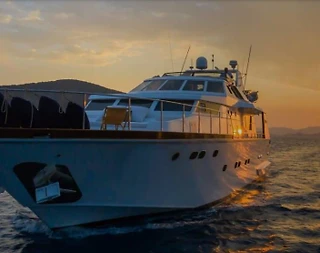 Bodrum'da Engin Denizlere Yolculuk, Kiralık Motoryat - 1