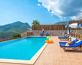 Seydikemer'de Görkemli Doğa Manzaralı, Özel Havuzlu, Otantik Villa - 4