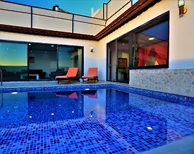 Kaş Bezirgan'da Doğa ve Deniz Manzaralı, Özel Havuzlu, Balayı Villası - 2