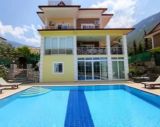 Fethiye Ölüdeniz'de Doğa İçerisinde, Enfes Tasarımlı, Şık Villa - 5