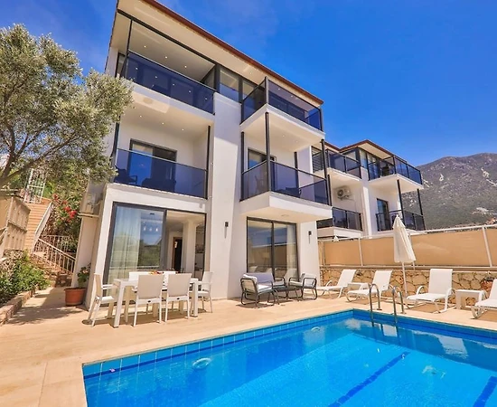 Kaş Kalkan'da Deniz Manzaralı, Özel Havuzlu, 6 Kişilik Lüks Villa - 1