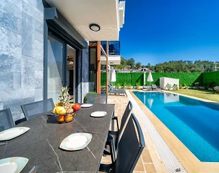 Fethiye Göcek'te Geniş Alanlara Sahip, Özel Havuzlu, Modern Villa - 5