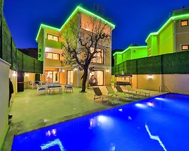 Kaş İslamlar'da Muhteşem Doğada, Özel Havuzlu, Kiralık Villa - 3