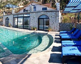 Kalkan Akbel'de Doğa İle İç İçe, Özel Havuzlu, Korunaklı Villa - 1