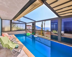 Kaş Kalkan'da Deniz Manzaralı, Kapalı ve Isıtmalı Havuzlu, Kiralık Villa - 2
