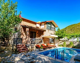 Fethiye Kayaköy'de Tarihi Rum Evleri Manzaralı, Bahçeli Villa - 2