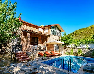 Fethiye Kayaköy'de Tarihi Rum Evleri Manzaralı, Bahçeli Villa - 2