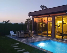 Kocaeli Kartepe'de Muhteşem Doğada, Isıtmalı Havuzlu, Kiralık Tiny House - 3