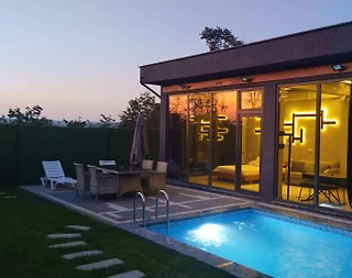 Kocaeli Kartepe'de Muhteşem Doğada, Isıtmalı Havuzlu, Şık Tiny House - 3