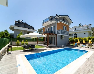 Fethiye Ölüdeniz'de Nezih Konumda, Özel Havuzlu, Bahçeli Villa - 4