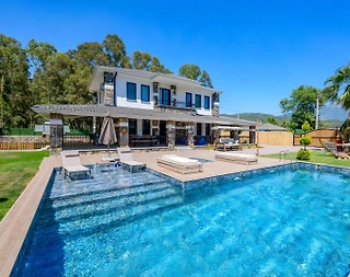 Fethiye Kayaköy'de Görkemli Tasarıma Sahip, Özel Havuzlu, Kiralık Malikane - 2