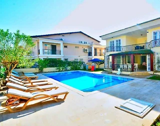 Fethiye Akarca'da Merkeze Yakın Konumda, Özel Havuzlu, Konforlu Villa - 4