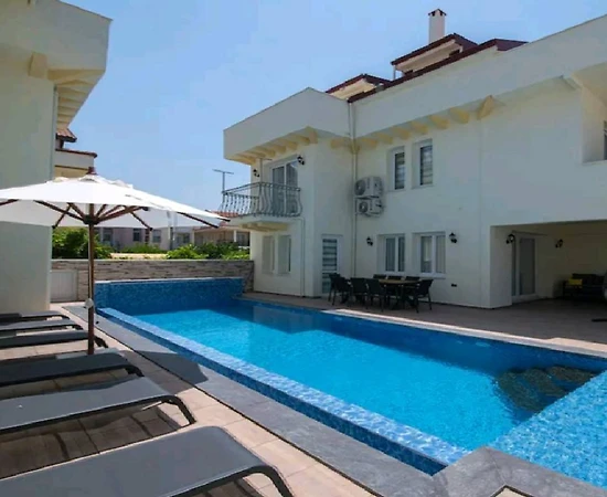 Fethiye Akarca'da Görkemli Doğada, Özel Havuzlu, Lüks Villa - 1