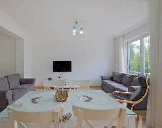 Fethiye Akarca'da Çalış Plajı'na Yakın, Merkezi Konumda, Konforlu Ev - 3