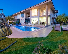 Fethiye Akarca'da Denize Yakın Mesafede, Özel Havuzlu, 3+1 Villa - 2