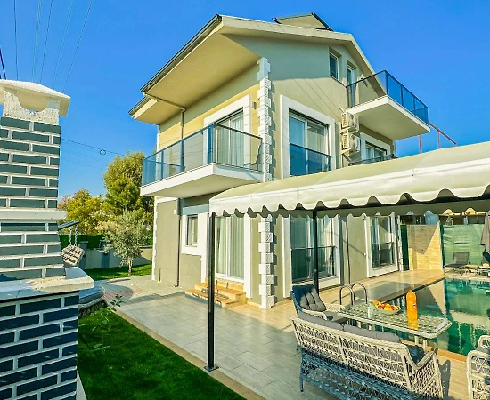 Fethiye Akarca'da Geniş Ailelere Uygun, Özel Havuzlu, Modern Villa - 1