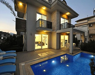 Fethiye Akarca'da Geniş Ailelere Uygun Özel Havuzlu, Ferah Villa - 1