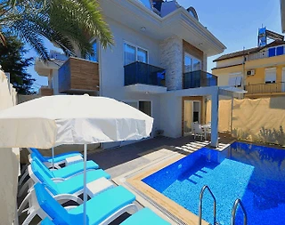 Fethiye Akarca'da Geniş Ailelere Uygun Özel Havuzlu, Ferah Villa - 3