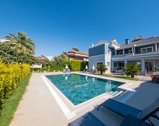 Fethiye Akarca'da Geniş Bahçeli, Özel Havuzlu, Kiralık Villa - 4