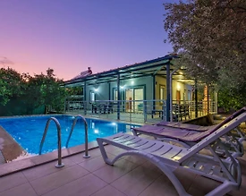 Fethiye Babataşı'nda Elverişli Konumda, Özel Havuzlu, 3+1 Villa - 2