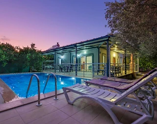 Fethiye Babataşı'nda Elverişli Konumda, Özel Havuzlu, 3+1 Villa - 2