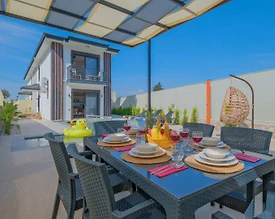 Fethiye Bozyer'de Geniş Ailelere Uygun, Özel Havuzlu, 3+1 Kiralık Villa - 3