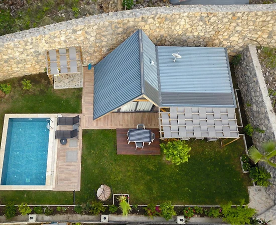 Fethiye Çalıca'da Geniş Bahçeli, Özel Havuzlu, 2+1 Bungalov - 1