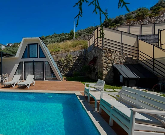 Fethiye Çalıca'da Deniz Manzaralı, Özel Havuzlu, Konforlu Bungalov - 1
