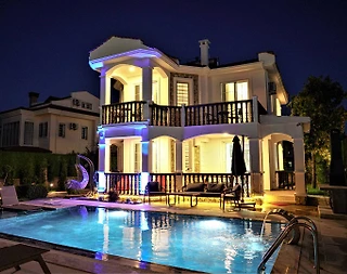 Fethiye Foça'da Denize Yakın Mesafede, Özel Havuzlu, Kiralık Villa - 2